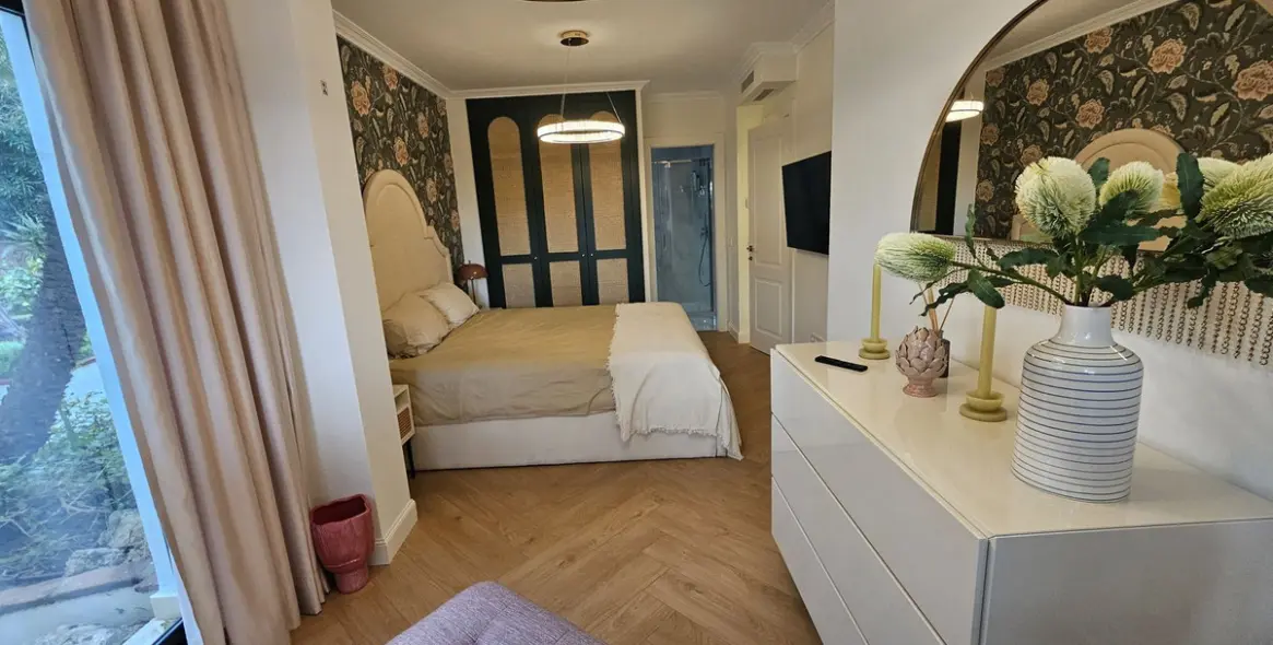 Долгосрочная аренда апартаментов на первом этаже в The Golden Mile 67