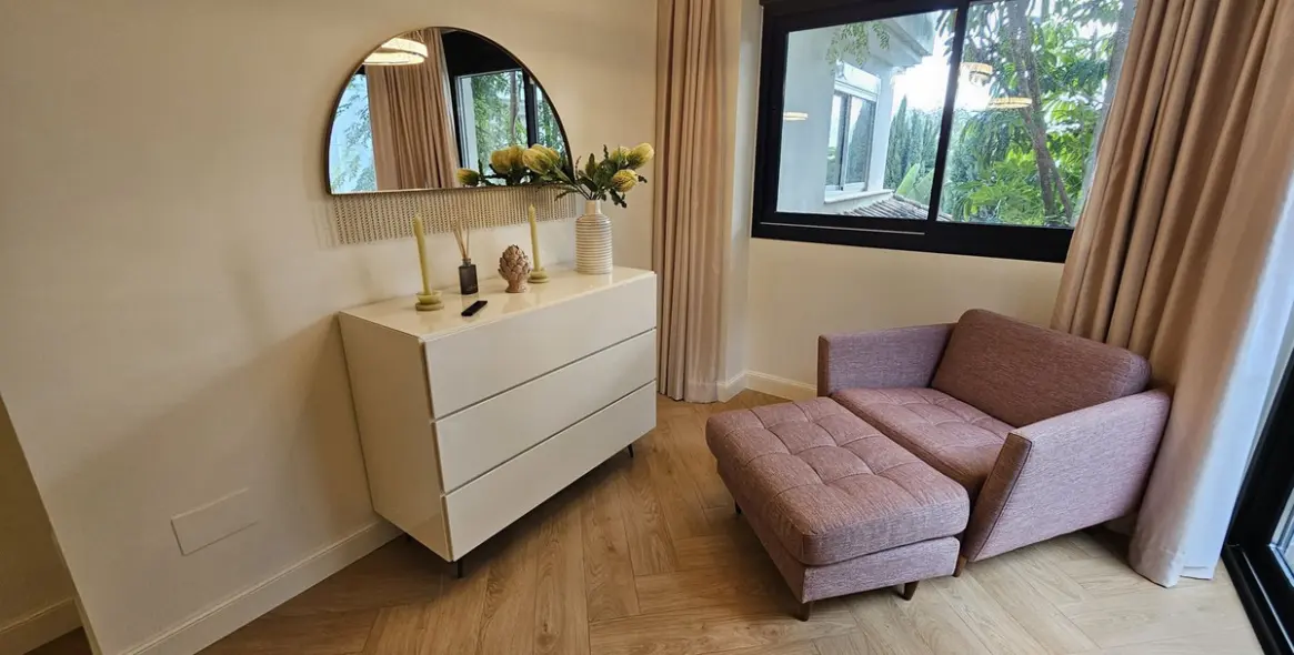 Долгосрочная аренда апартаментов на первом этаже в The Golden Mile 70