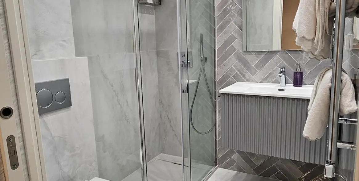 Долгосрочная аренда апартаментов на первом этаже в The Golden Mile 83