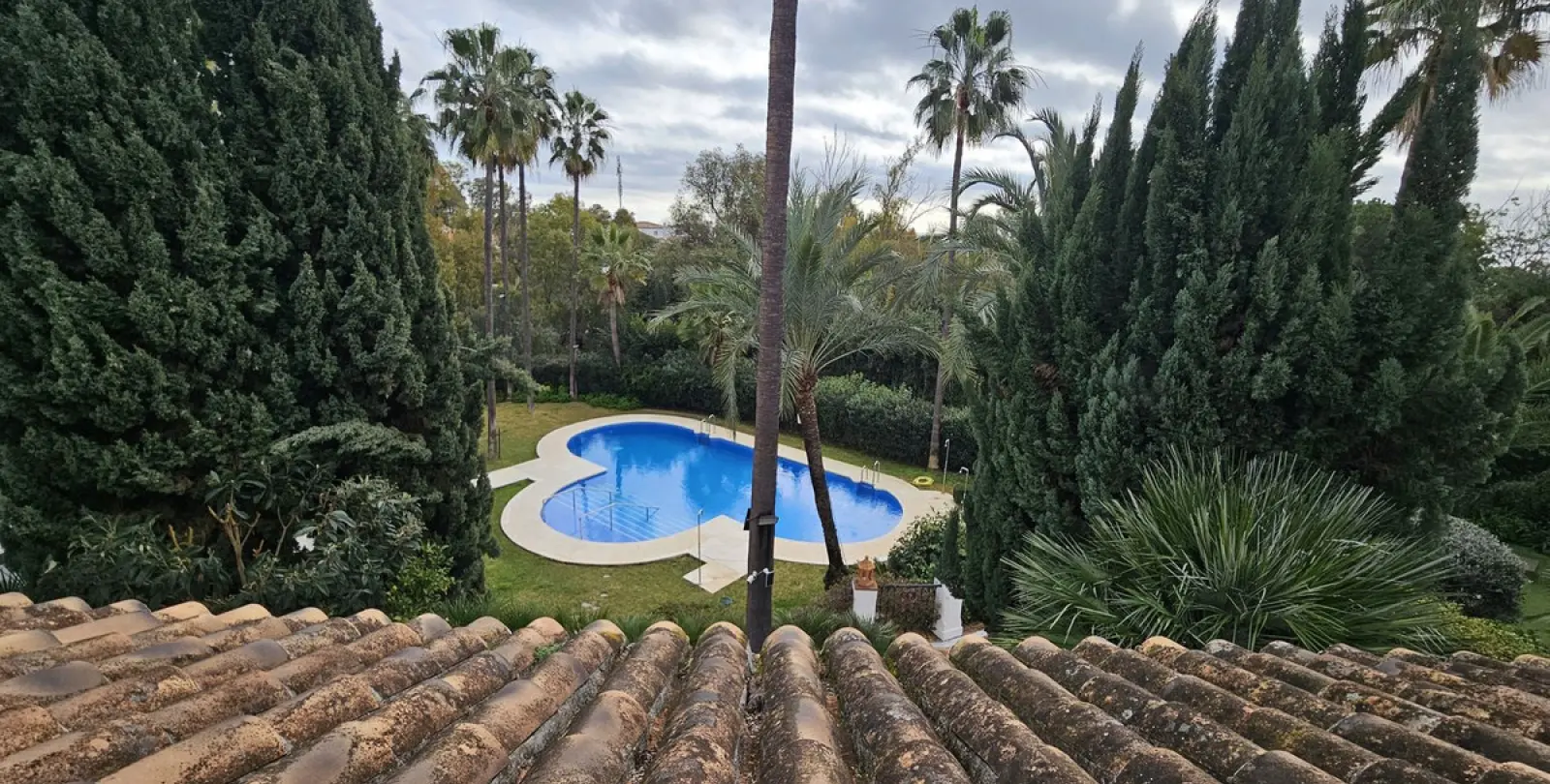 Alquiler a largo plazo de apartamento en planta baja en The Golden Mile 3
