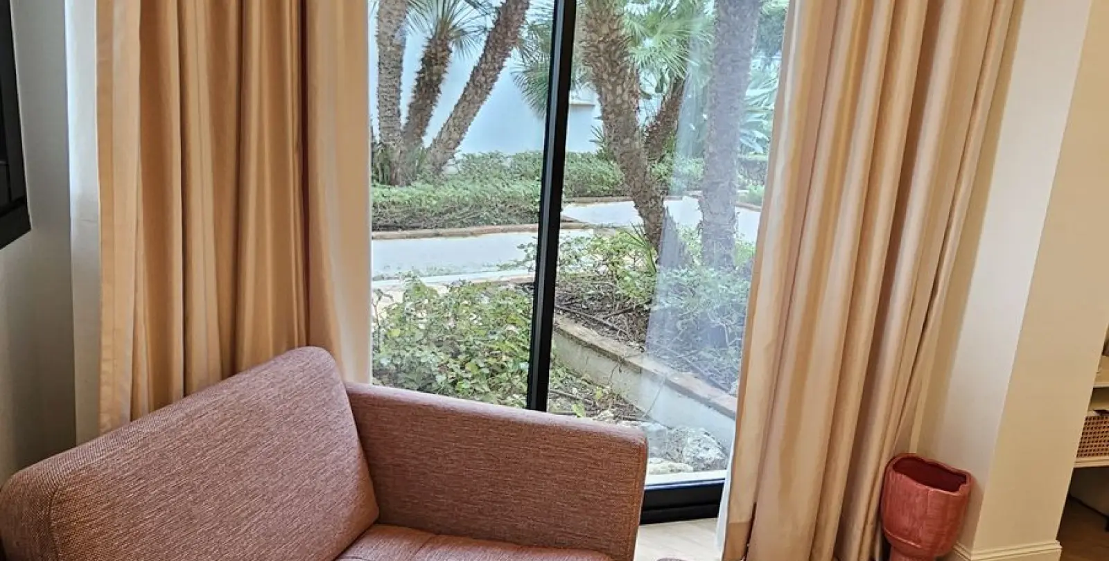 Alquiler a largo plazo de apartamento en planta baja en The Golden Mile 92