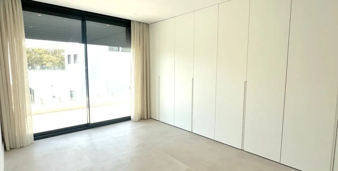 Продажа  отдельно стоящей виллы в Atalaya 10