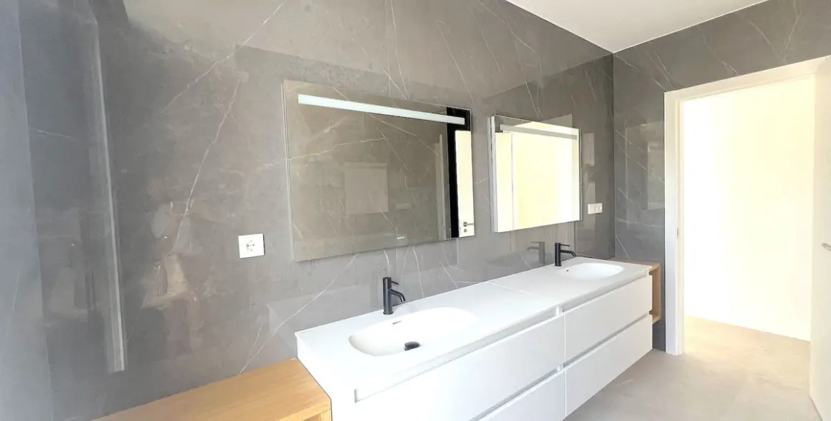 Продажа  отдельно стоящей виллы в Atalaya 12