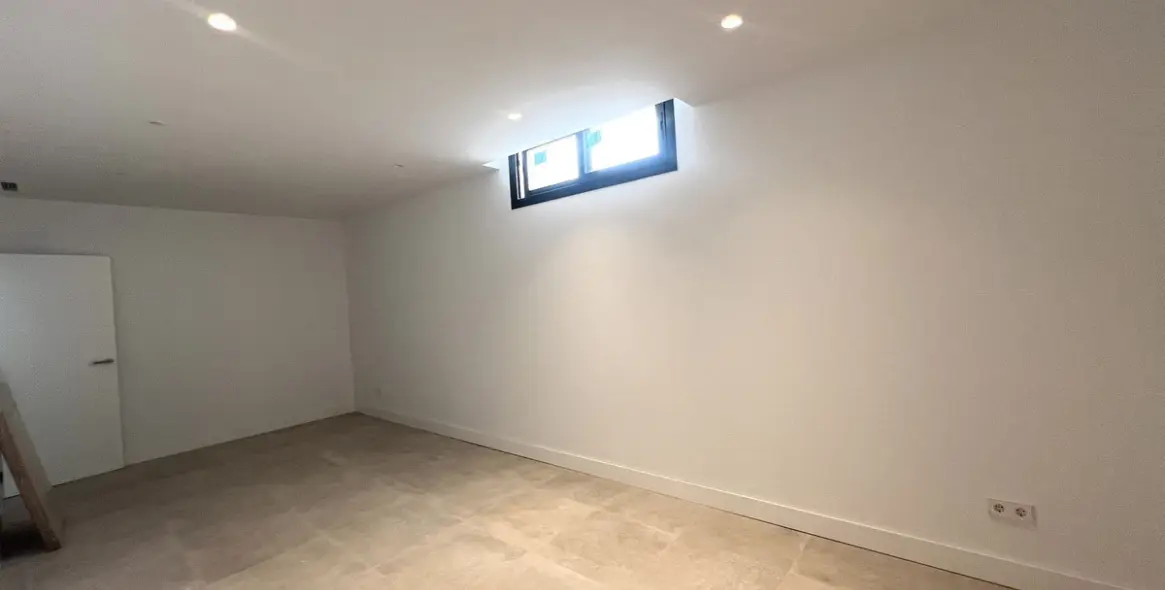 Продажа  отдельно стоящей виллы в Atalaya 15