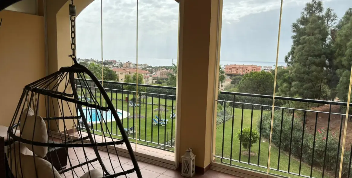 Долгосрочная аренда апартаментов на среднем этаже в Mijas 1