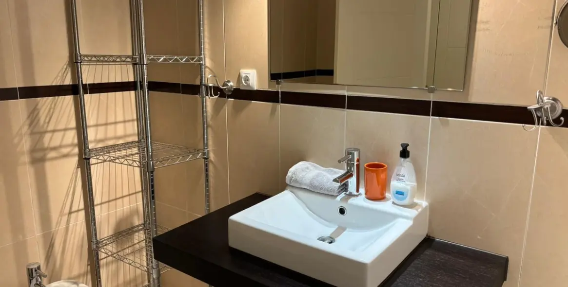 Долгосрочная аренда апартаментов на среднем этаже в Mijas 11