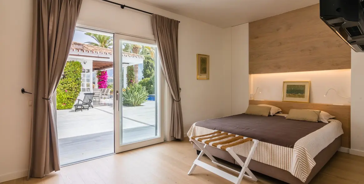 Краткосрочная аренда  отдельно стоящей виллы в Las Brisas 22