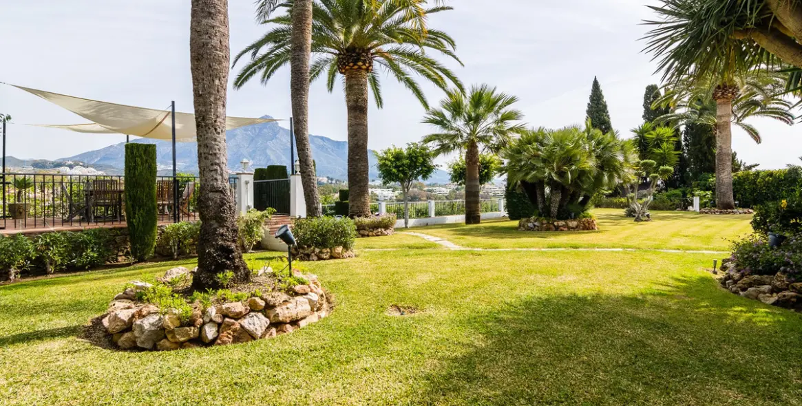 Краткосрочная аренда  отдельно стоящей виллы в Las Brisas 33