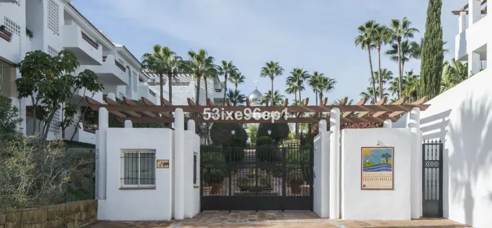 Продажа апартаментов на среднем этаже в Selwo 1