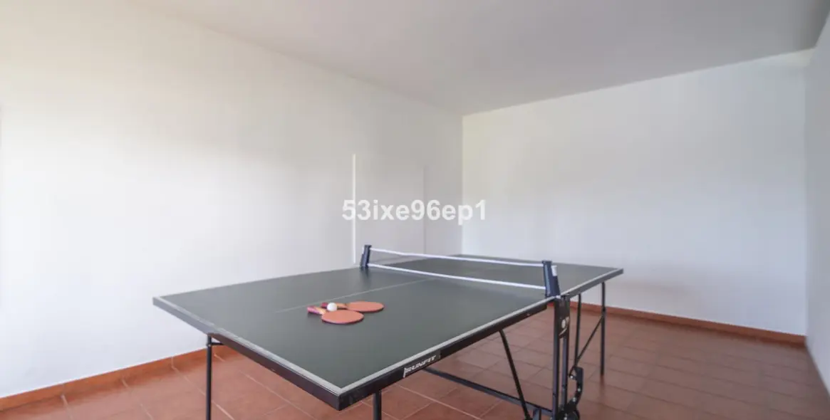 Sale of middle floor apartment in Selwo 34