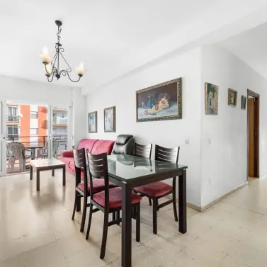 Продажа апартаментов на среднем этаже в Fuengirola