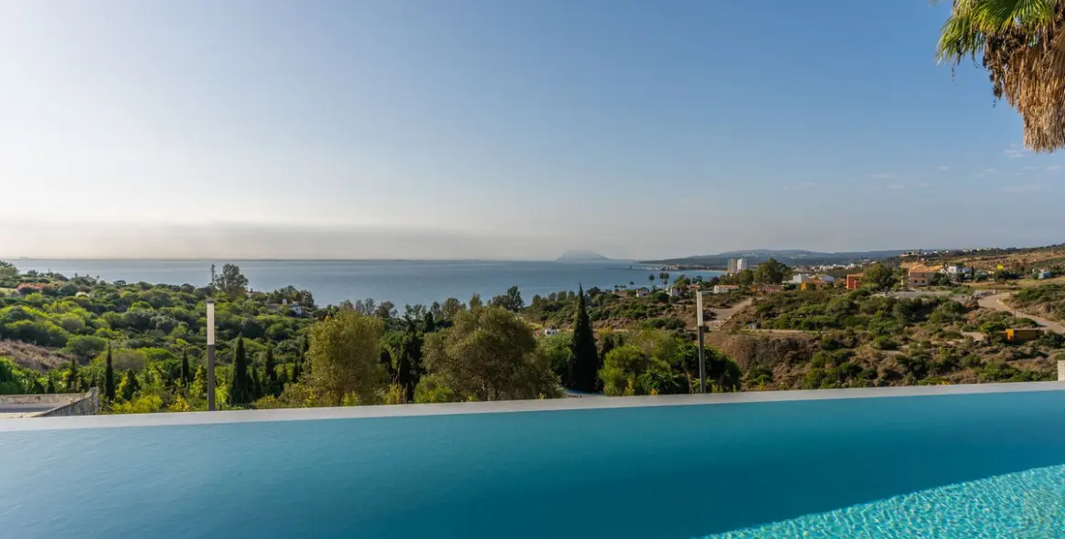 Sale of townhouse in Manilva 1