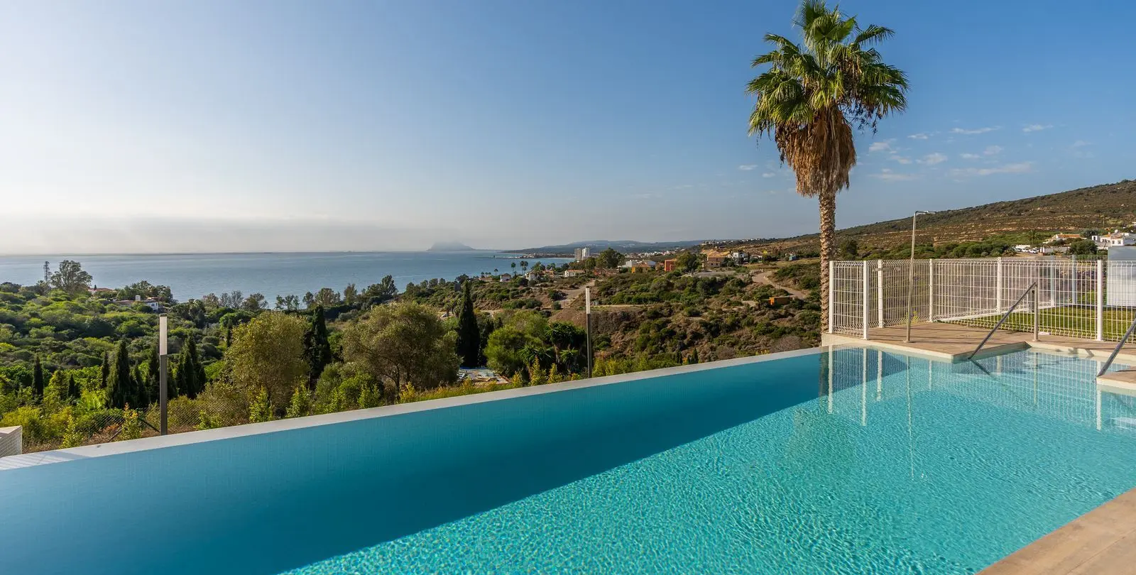 Sale of townhouse in Manilva 14