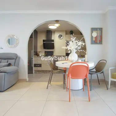 Sale of ground floor apartment in Las Chapas