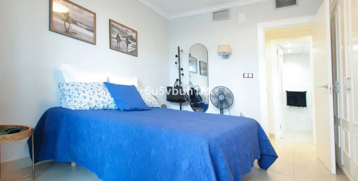 Sale of ground floor apartment in Las Chapas 11