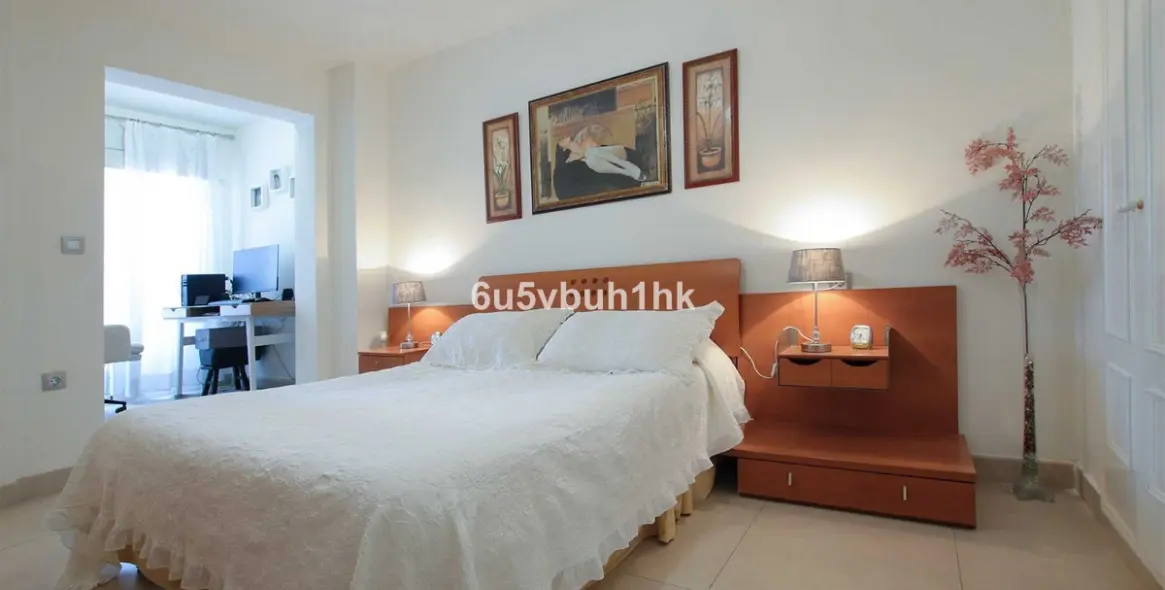 Sale of ground floor apartment in Las Chapas 19