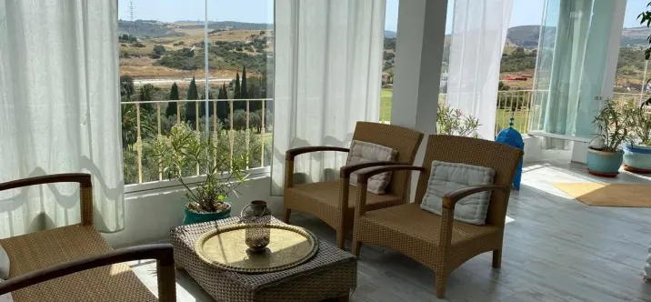 Sale of penthouse in Estepona 0