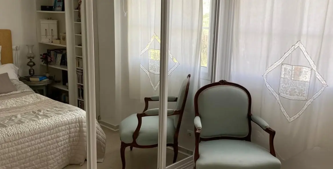 Sale of penthouse in Estepona 9