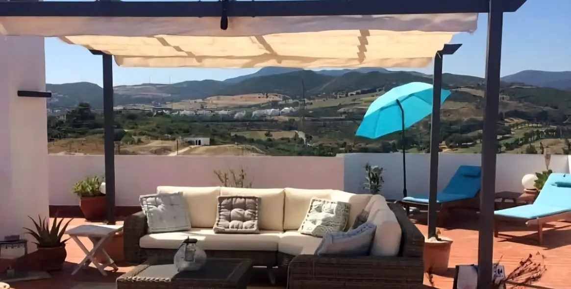 Продажа пентхауса в Estepona 31