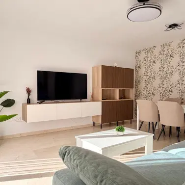 Продажа апартаментов на среднем этаже в Estepona