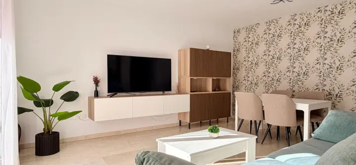 Продажа апартаментов на среднем этаже в Estepona 3