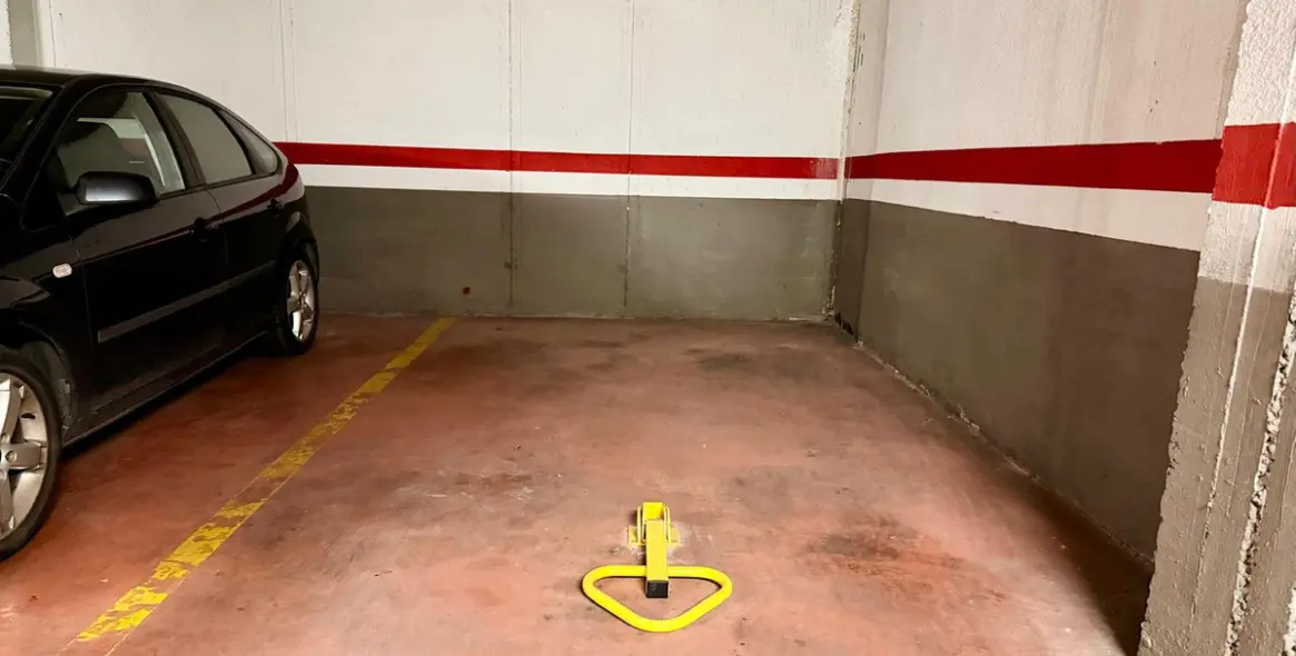 Sale of middle floor apartment in Estepona 29