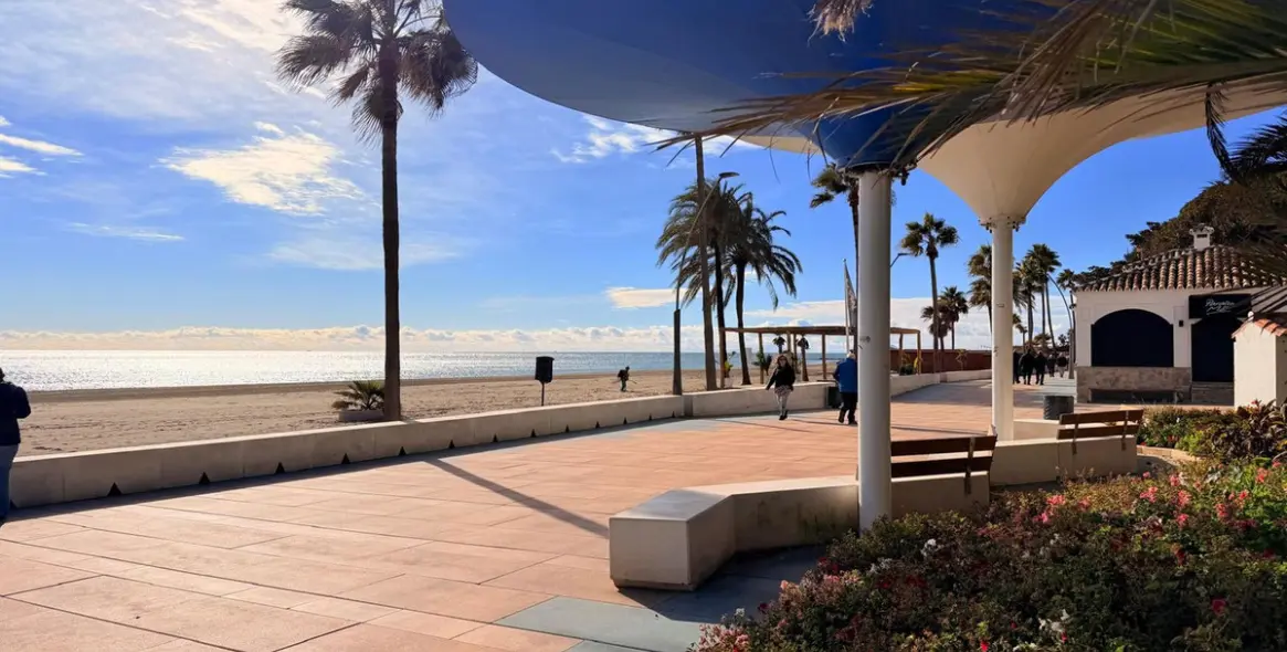 Sale of middle floor apartment in Estepona 31