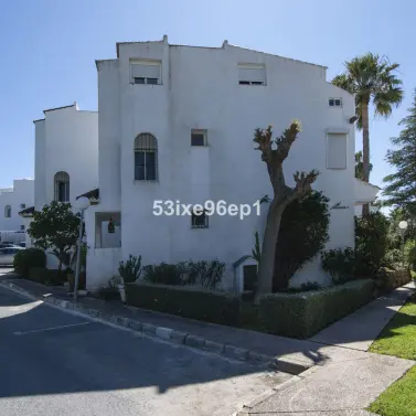 Sale of semi-detached house in New Golden Mile