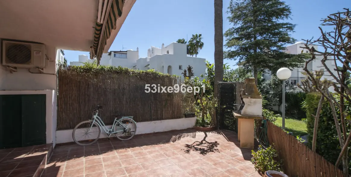 Sale of semi-detached house in New Golden Mile 11