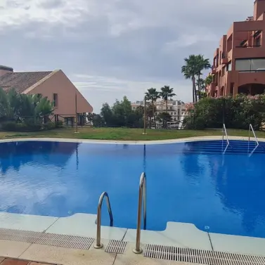 Venta de ático dúplex en Calahonda