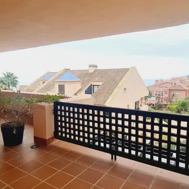 Venta de ático dúplex en Calahonda