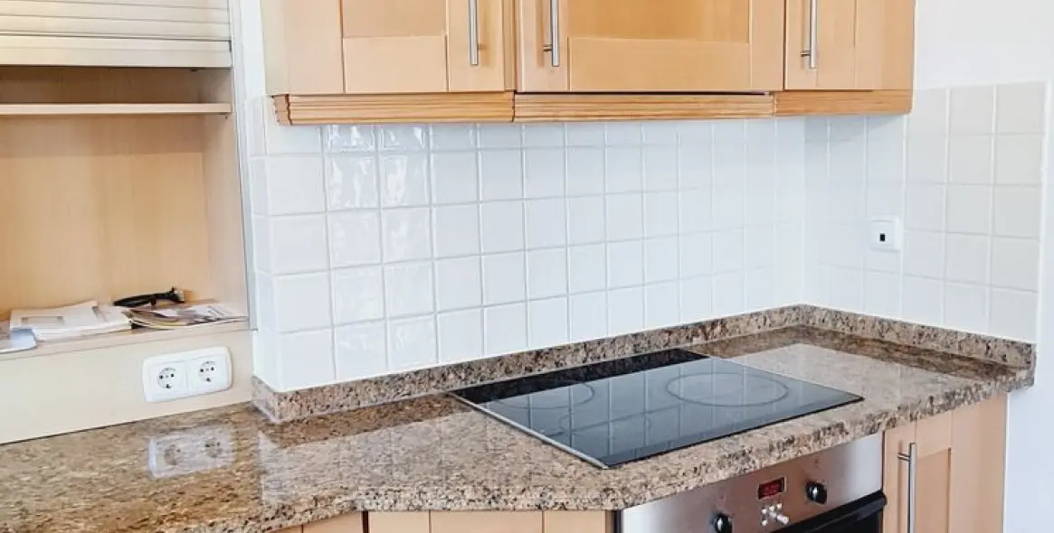 Venta de ático dúplex en Calahonda 6