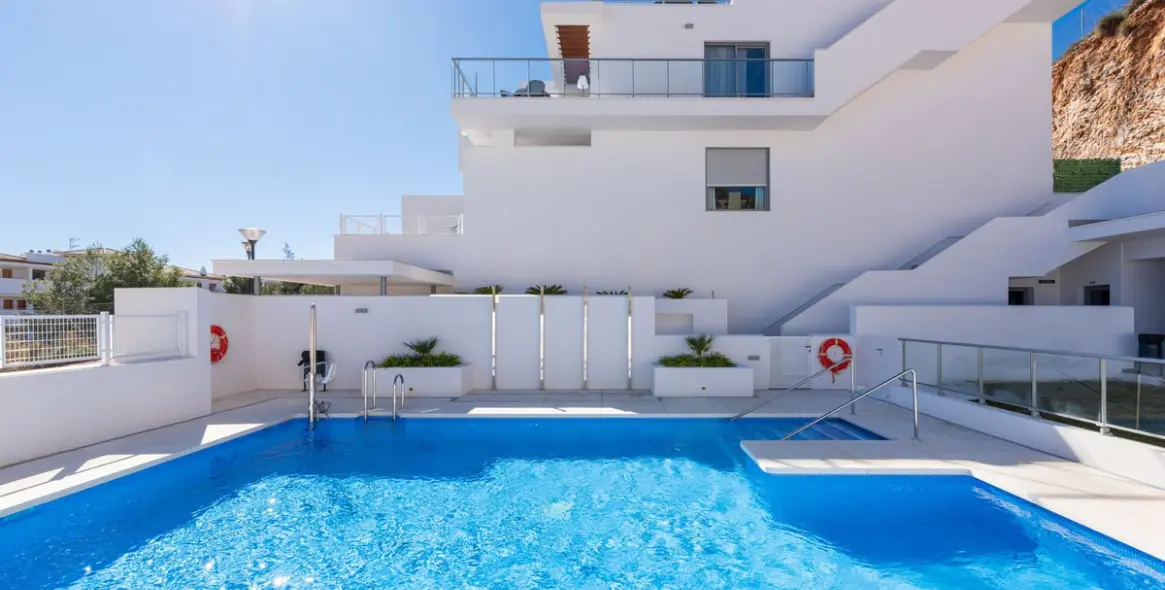 Sale of penthouse in Benalmadena 3