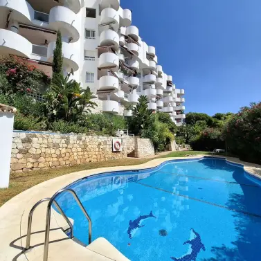 Sale of ground floor apartment in Río Real