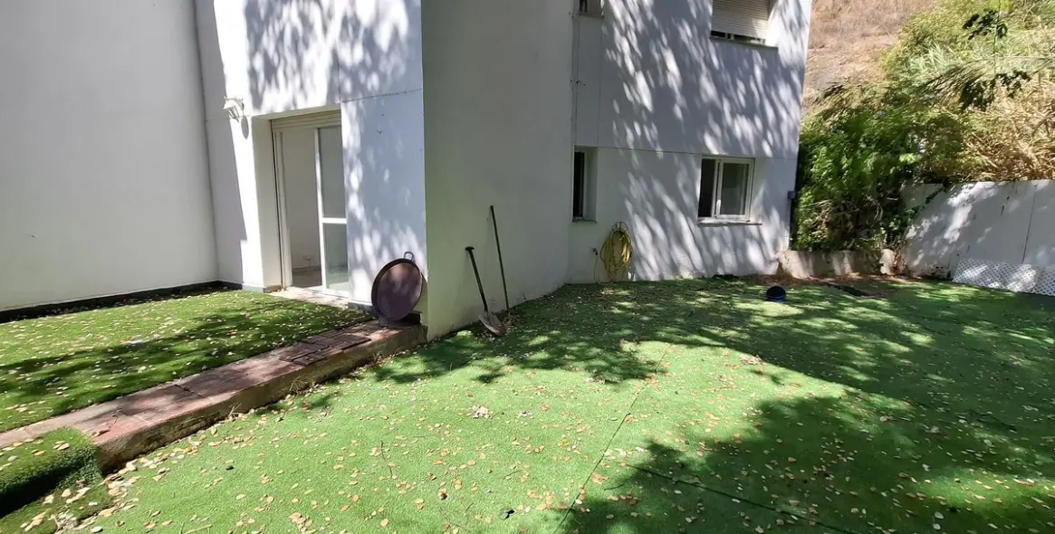 Продажа апартаментов на первом этаже в Río Real 26