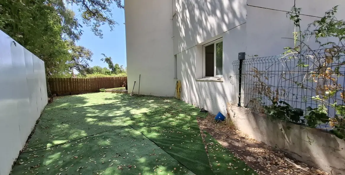 Продажа апартаментов на первом этаже в Río Real 27