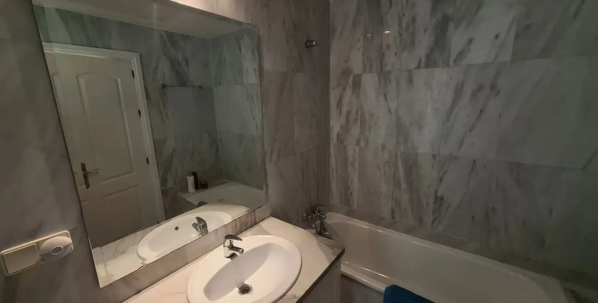 Продажа апартаментов на первом этаже в Río Real 32