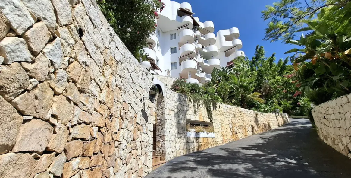 Продажа апартаментов на первом этаже в Río Real 39