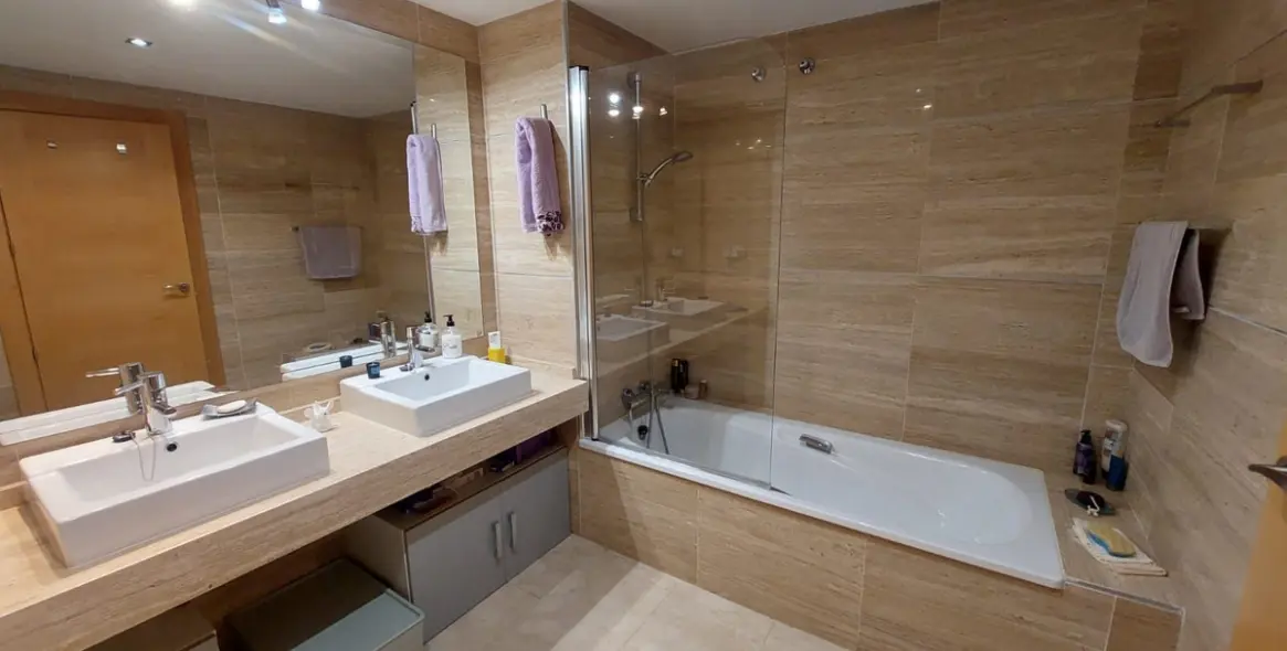 Продажа апартаментов на среднем этаже в Benahavís 12