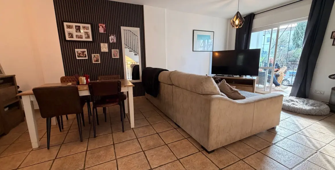 Sale of townhouse in Calypso 11