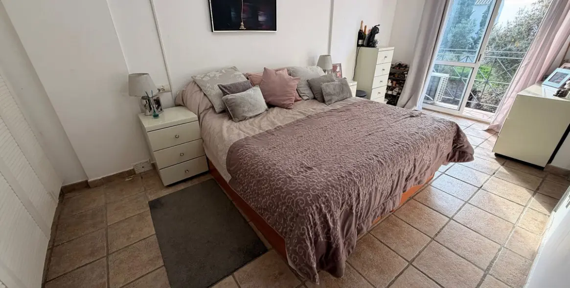 Sale of townhouse in Calypso 14