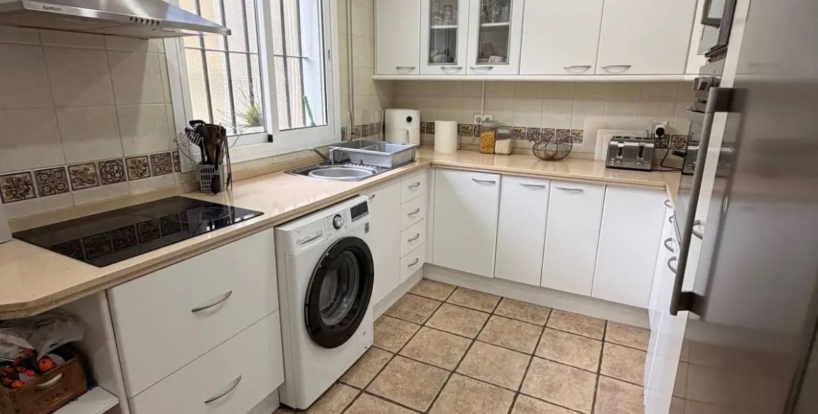 Sale of townhouse in Calypso 24