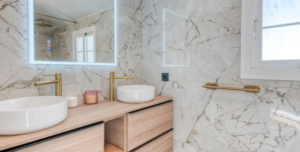 Продажа  отдельно стоящей виллы в New Golden Mile 23