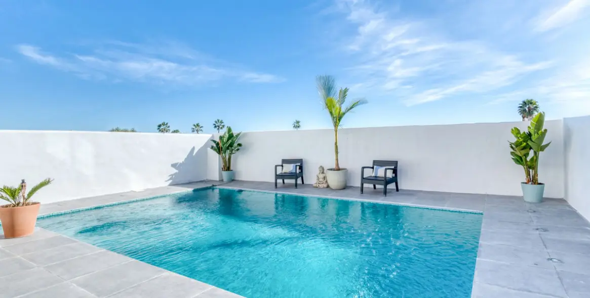 Продажа  отдельно стоящей виллы в New Golden Mile 31