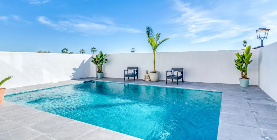 Продажа  отдельно стоящей виллы в New Golden Mile 32