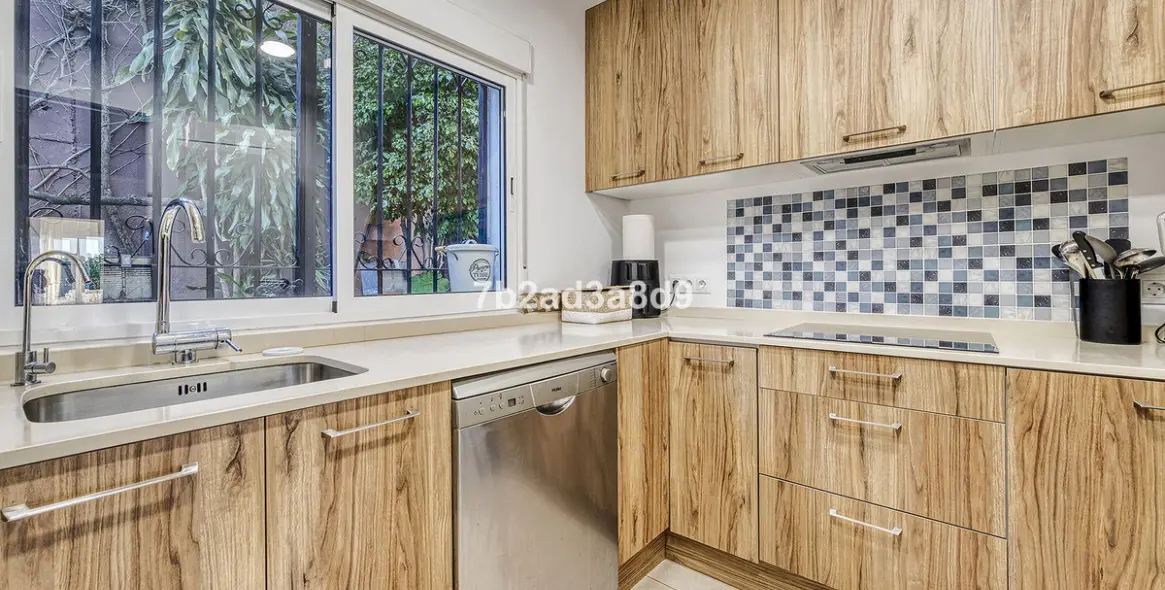 Продажа апартаментов на среднем этаже в Nueva Andalucía 7