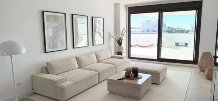 Продажа апартаментов на среднем этаже в Estepona 2