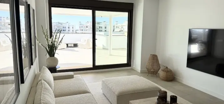 Продажа апартаментов на среднем этаже в Estepona 3