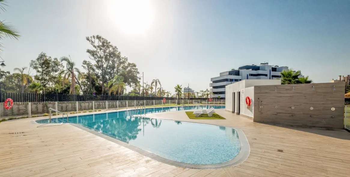 Sale of penthouse in Torremolinos 39