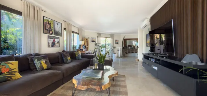 Продажа апартаментов на первом этаже в Elviria 1